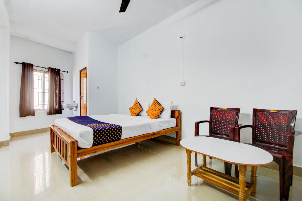 مانيبال Spot On Hotel Samruddhi Residency المظهر الخارجي الصورة