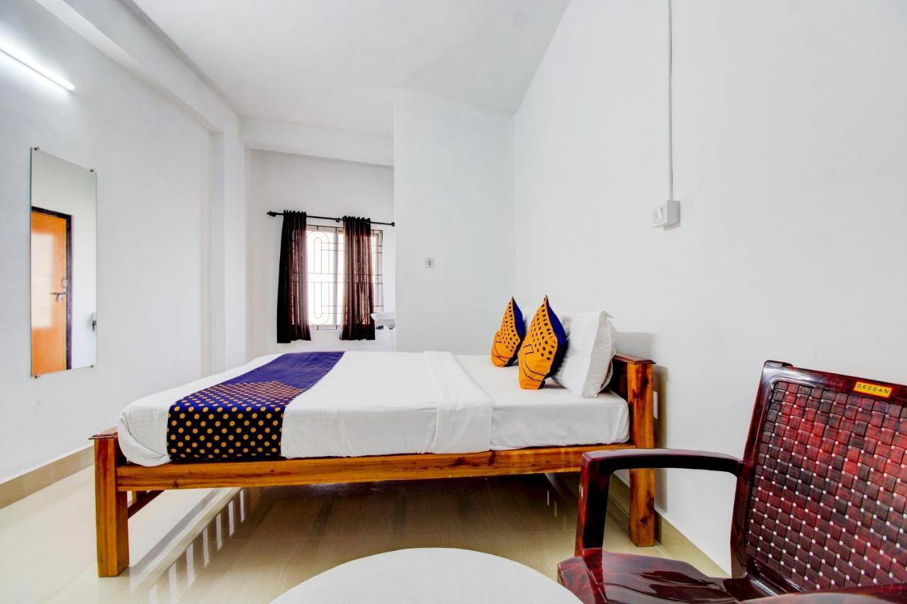 مانيبال Spot On Hotel Samruddhi Residency المظهر الخارجي الصورة